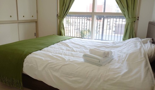 3 Bedrooms Apartment