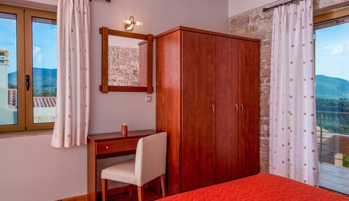 Villa, 2 Bedrooms, Sea View, Poolside
