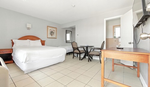 Basic Double or Twin Room, Multiple Beds