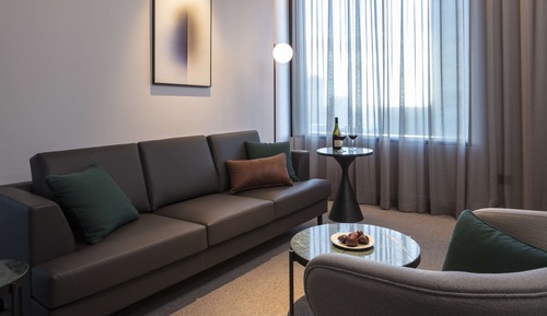 Club Suite, 2 Bedrooms, Business Lounge Access (Executive Club Two Bedroom Suite)