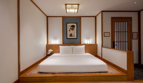 Washitsu Omoteashi with Public Onsen