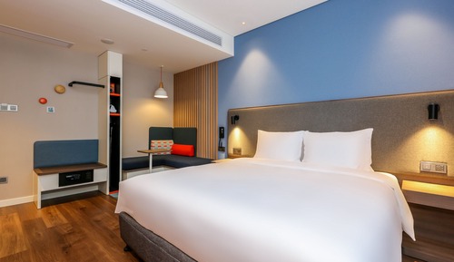 Room (Specialty)