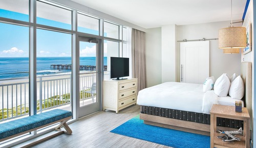 Suite, 1 King Bed, Ocean View, Oceanfront