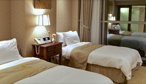 Family Twin Room, Partial Ocean View