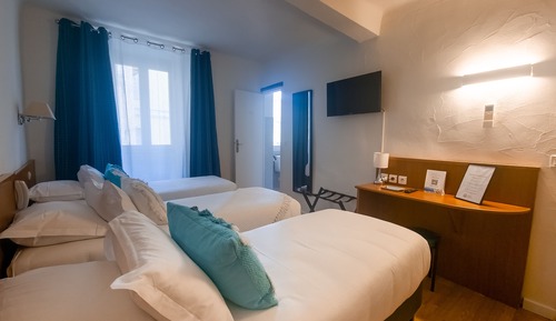 Comfort Triple Room