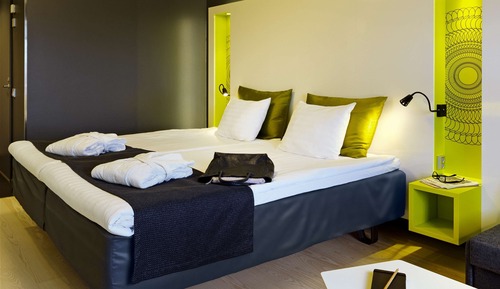 Superior Room, 1 King Bed with Sofa bed, Bathtub