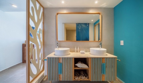 Suite, Oceanfront
