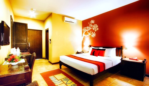Deluxe Double or Twin Room