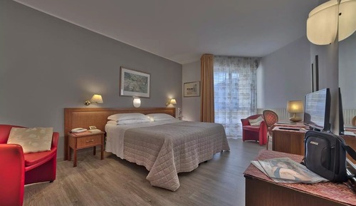 Classic Double or Twin Room