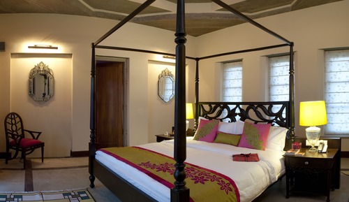 Luxury Garden & Spa Villa