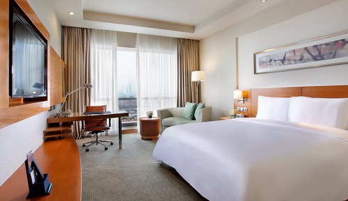 Standard Room, 1 King Bed