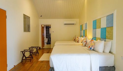 Manukan Villa 2 + Return Boat Transfer