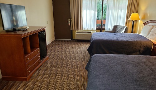 Double Room, 2 Double Beds (Wide Bay)
