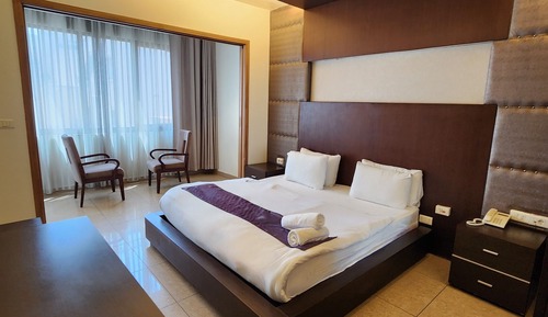 Executive Suite