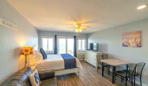 Deluxe Studio, Bay View