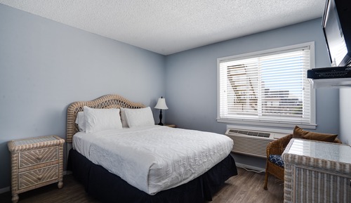 Apartment, 1 Bedroom, Pool View