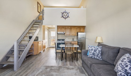 Superior Studio, Bay View