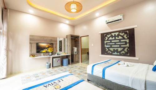 Premium Triple Room, Pool View