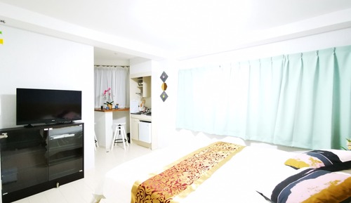 Room (2888)