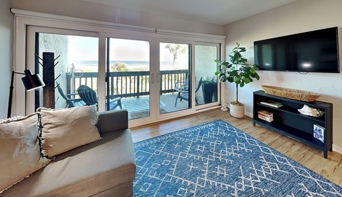 Condo (2 Bedrooms)