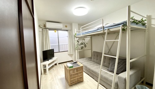Apartment (403)