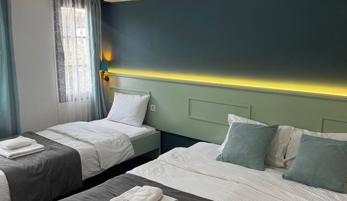Basic Triple Room