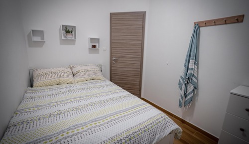 House (Three bedroom house)