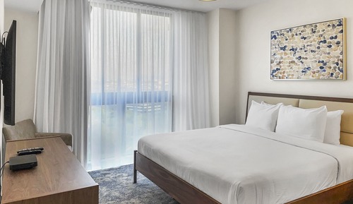Suite, Multiple Beds, Golf View