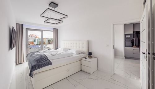 Apartment (51 C)