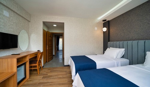Basic Room, Non Smoking, Garden View
