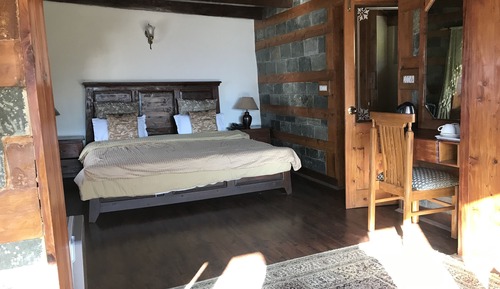 Super Deluxe Room