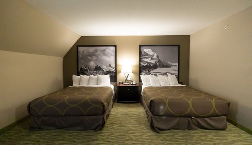 Deluxe Room, 2 Queen Beds, Non Smoking