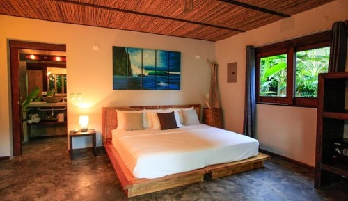 Design Studio, 1 King Bed, Kitchen, Beachside (Estudio Pacha)