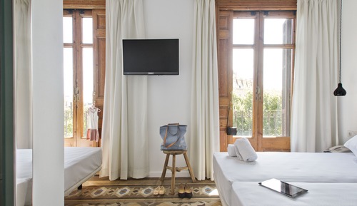 Family Room, Balcony