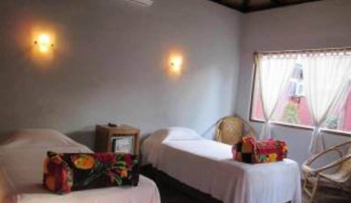 Bungalow, 3 Twin Beds