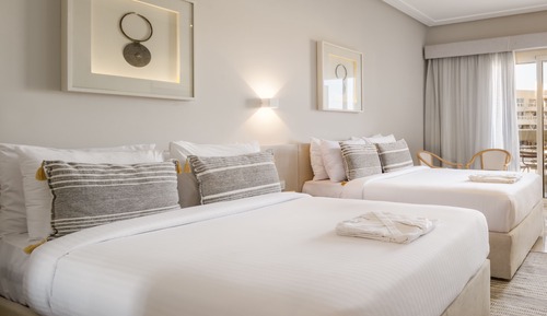 Superior Room (Family)