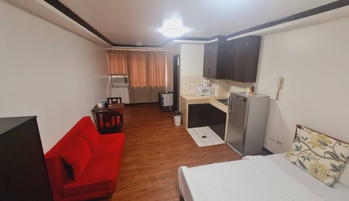Studio, 1 Queen Bed, City View