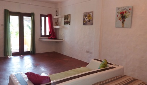 Family Condo, 3 Bedrooms, Pool Access (Armonia)