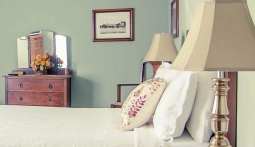 Single Room, 1 Queen Bed