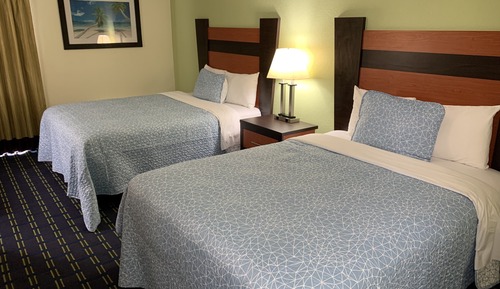 Standard Room, 2 Queen Beds, Courtyard View (Pool View, Smoke Free)