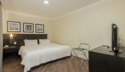 Deluxe Room, Accessible