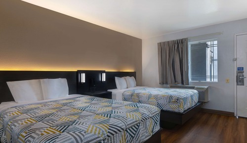 Standard Room, 2 Double Beds, Accessible, Non Smoking