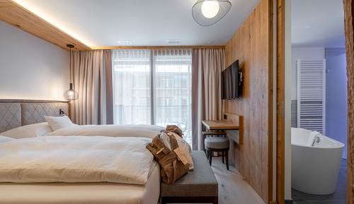 Premium Apartment
