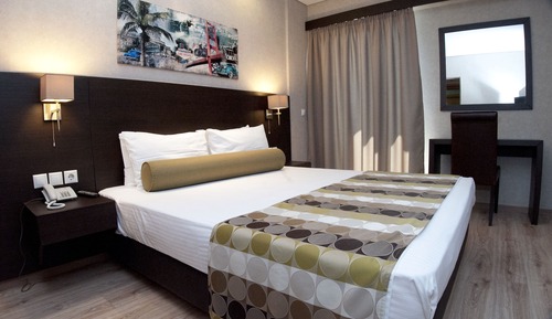 Executive Double Room, Partial Sea View