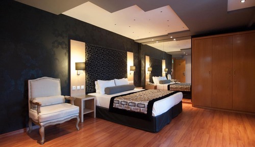 Suite, Partial Sea View