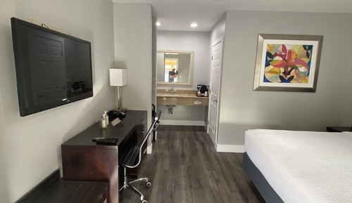 Room, 1 King Bed, Non Smoking