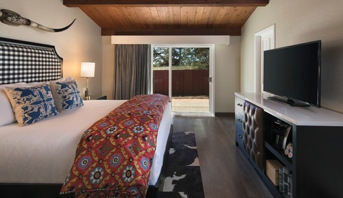 Deluxe Suite, Multiple Beds, Kitchen, Resort View