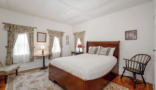 Queen Room #3