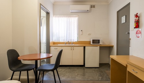 Budget Room