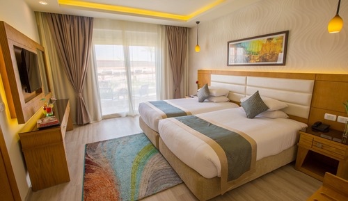 Deluxe Triple Room